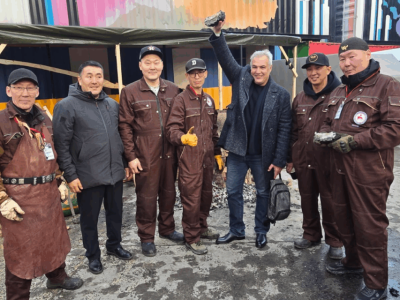 Уникальный метод выплавки железа показали мастера из Якутии на международной выставке в Москве