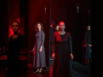 Три сестры. Игра в солдатики (Мастерская)