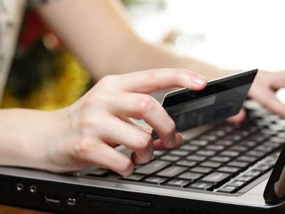 Жительница Ленска стала жертвой серийной интернет-мошенницы