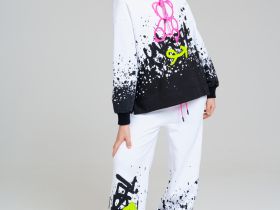 Толстовка трикотажная для девочек