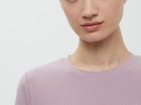 Футболка приталенного силуэта