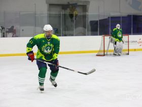 Более 20 любительских команд собрала «Ночная хоккейная лига» в Якутии