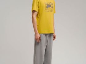 Футболка свободного кроя из джерси