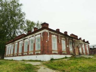 Здание земской школы