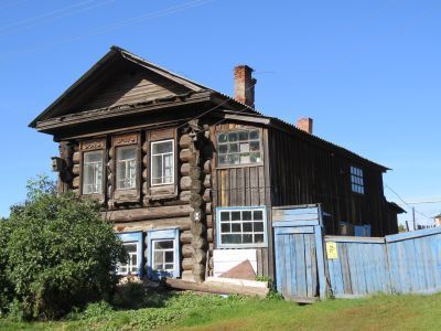 Дом жилой 2-этажный, с пимокатной мастерской