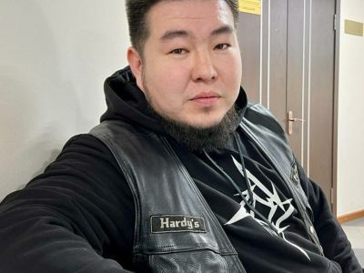 «Я просто не растерялся». Якутянин рассказал, как помогал жильцам горящего дома