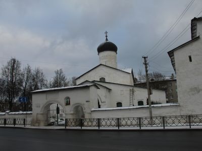 Церковь Косьмы и Дамиана с Примостья, остатки колокольни, ворота и ограда