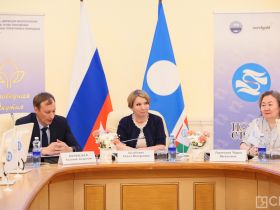 В Якутске наградили победителей конкурса «Белый мир Арктики через призму детской книги»