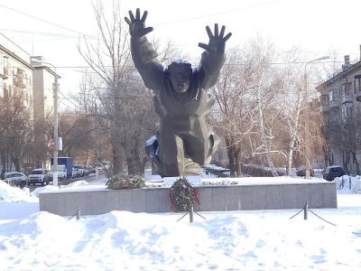 Место, где совершил подвиг матрос-пехотинец 193-й стрелковой дивизии Паникаха М.А.