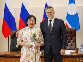 Государственные награды вручили медицинским работникам Якутии