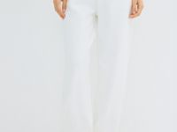 Базовые джоггеры, Белый