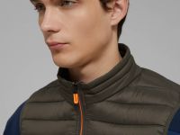 Утепленный стеганый жилет