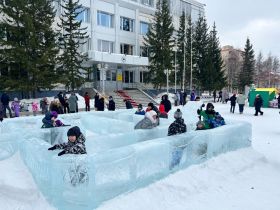Мирный: город, который притягивает к себе