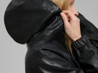 Кожаная куртка-худи с капюшоном