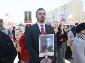 Фото. В Якутске акция «Бессмертный полк» собрала более 50 тысяч человек