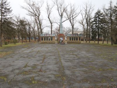 Мемориальный комплекс погибшим землякам в годы Великой Отечественной войны