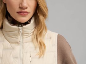 Стеганый пуховый жилет