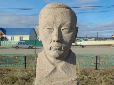 Памятный знак в честь Константинова Ивана Ивановича, участника Гражданской войны в Якутии