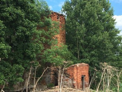 Дом садового мастера с персиковой и абрикосовой оранжереями