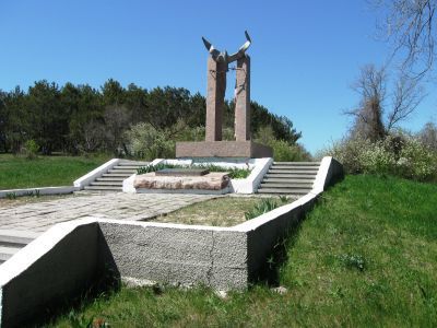 Памятный знак на месте массовой гибели советских воинов в годы Великой Отечественной войны