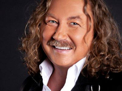 Игорь Николаев