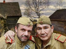 Якутский артист Павел Семенов исполнил роль бойца в спектакле московского театра