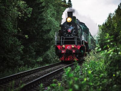 В Карелию на ретропоезде: водопады и Рускеала