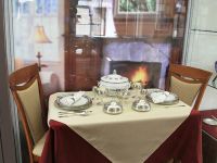 Демонстрационный зал предприятия «Северная чернь»