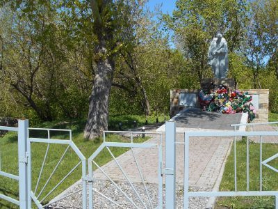 Памятник воинам, погибшим в годы Великой Отечественной войны (1941-1945 гг.)