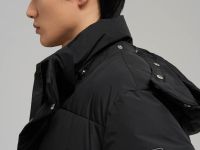 Утепленное пальто с воротником-стойкой