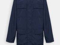 Ветровка с воротником-стойкой