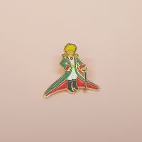 Значок эмалированный "Маленький принц" Принц с саблей
