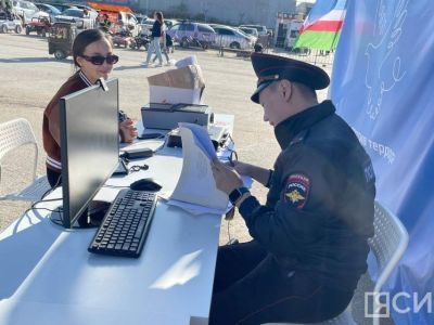 Жители Якутска добровольно сдали отпечатки пальцев