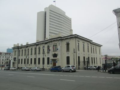 Здание Купеческого собрания, постройка 1912 г., архитектор В.А. Плансон