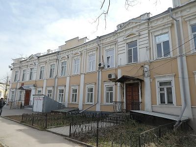 Здание бывшего гостинного двора