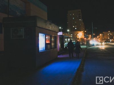 Пока в Якутии была ночь: наводнение в Испании, кража указа Петра II и массовый переезд украинцев