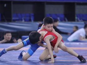 В Якутске стартовал открытый республиканский турнир в честь Павла Пинигина