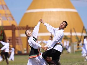 Фото: открытие Ысыаха Туймаады-2025