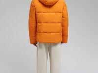 Утепленная куртка с капюшоном