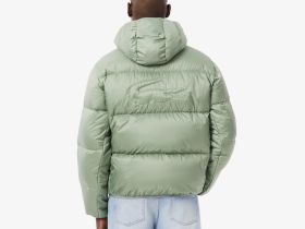 Мужской короткий влагоотталкивающий и ветроустойчивый пуховик Lacoste с капюшоном