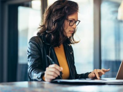 Оцифровать по собственному желанию. Суперсервисы найдут работу и сохранят трудовую книжку