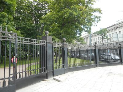 Ограда по Приморскому пр.