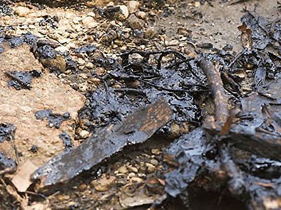 В Мирнинском районе ликвидируют последствия разлива нефтепродуктов