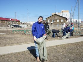 Якутская городская Дума присоединилась к всероссийскому субботнику