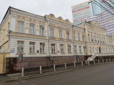 Дом, где помещался штаб Юго-Западного фронта / Общежитие Духовной семинарии