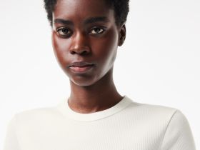 Женская футболка Lacoste приталенного кроя из хлопка в рубчик