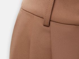 Укороченные брюки широкого кроя