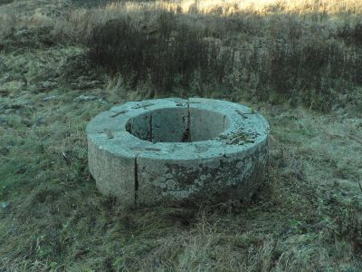 Колодец гранитный