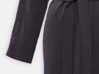 Платье с нагрудными карманами и поясом