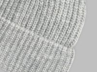 Вязаная шапка